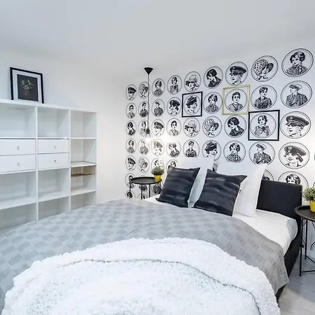 Renovated Design Close To The Danube *