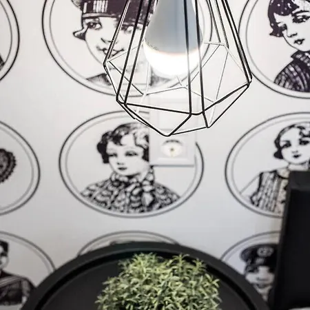 Renovated Design Close To The Danube Daire *