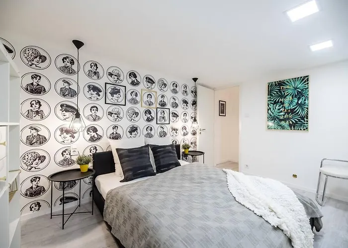 Renovated Design Close To The Danube Апартаменты