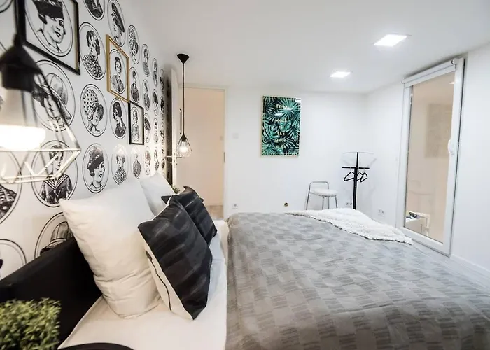 Renovated Design Close To The Danube Будапешт