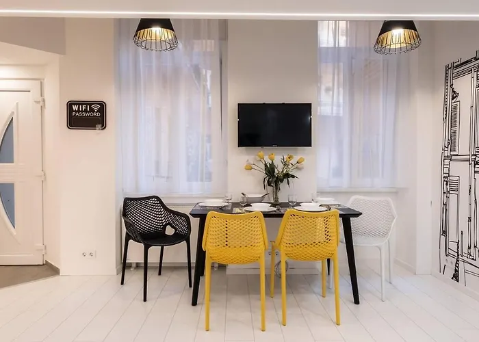 Renovated Design Close To The Danube Budapest